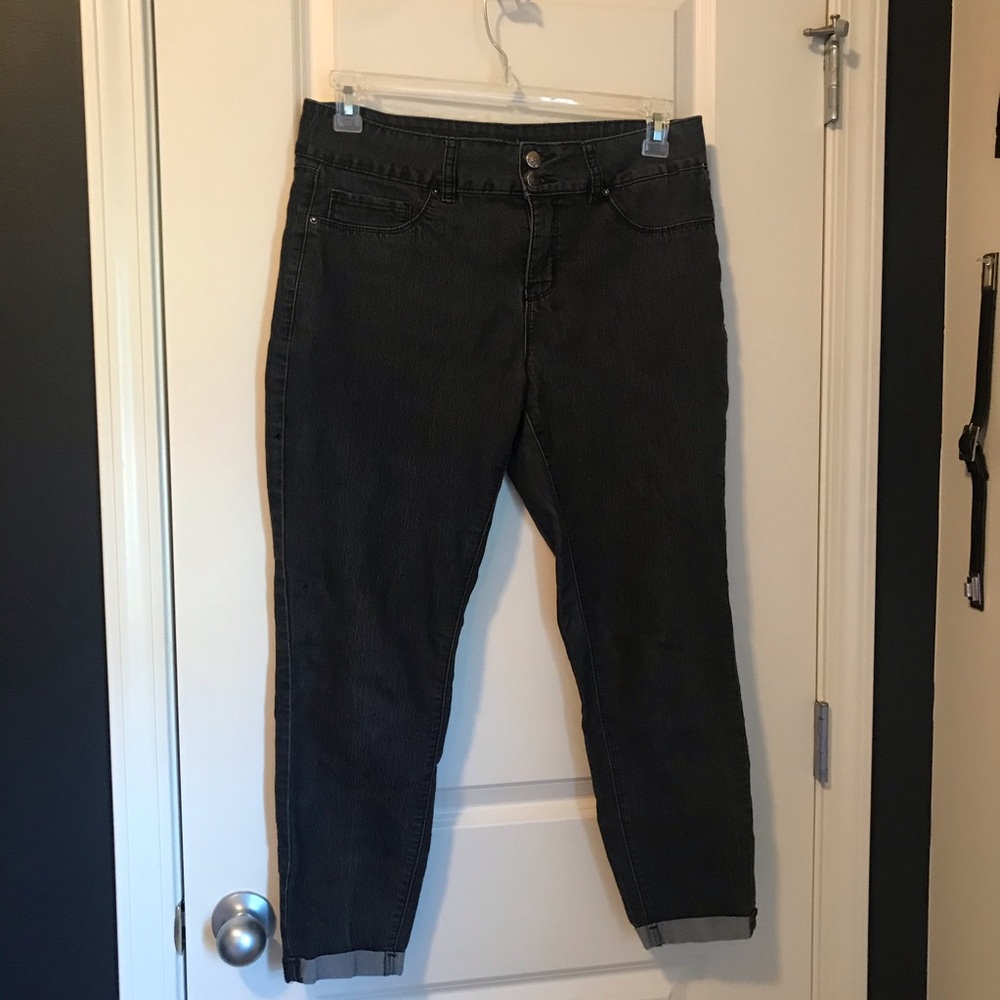 Royalty for me black cropped\cuffed jeans